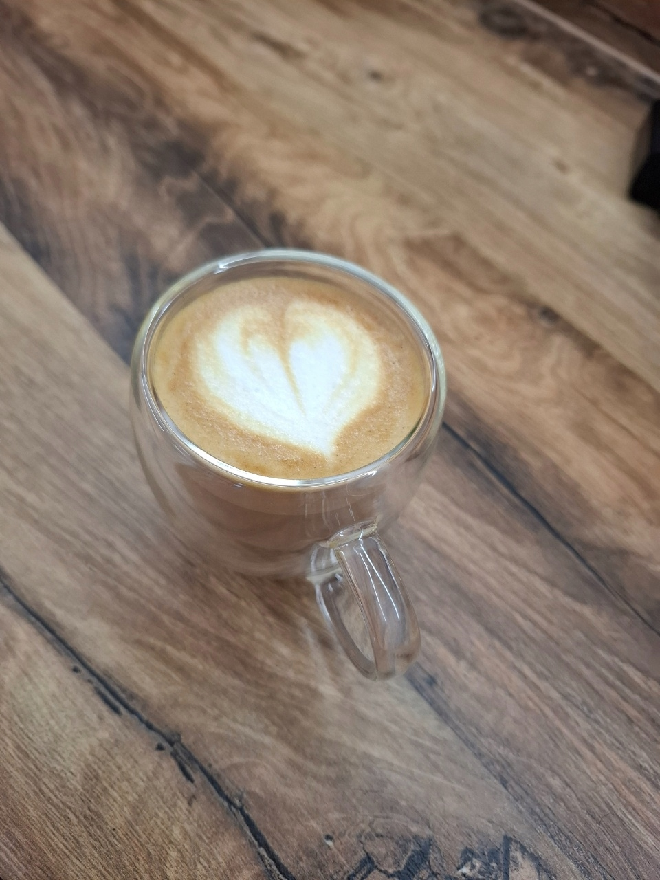 Kawa mleczna przygotowana z Yankee Caffee
